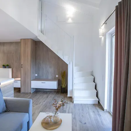 Skyview Apartman *