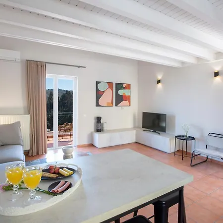 Skyview By Imagine 아파트 Lefkáda